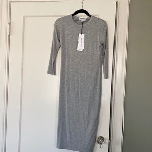Amour Vert Gray Midi Dress XS
